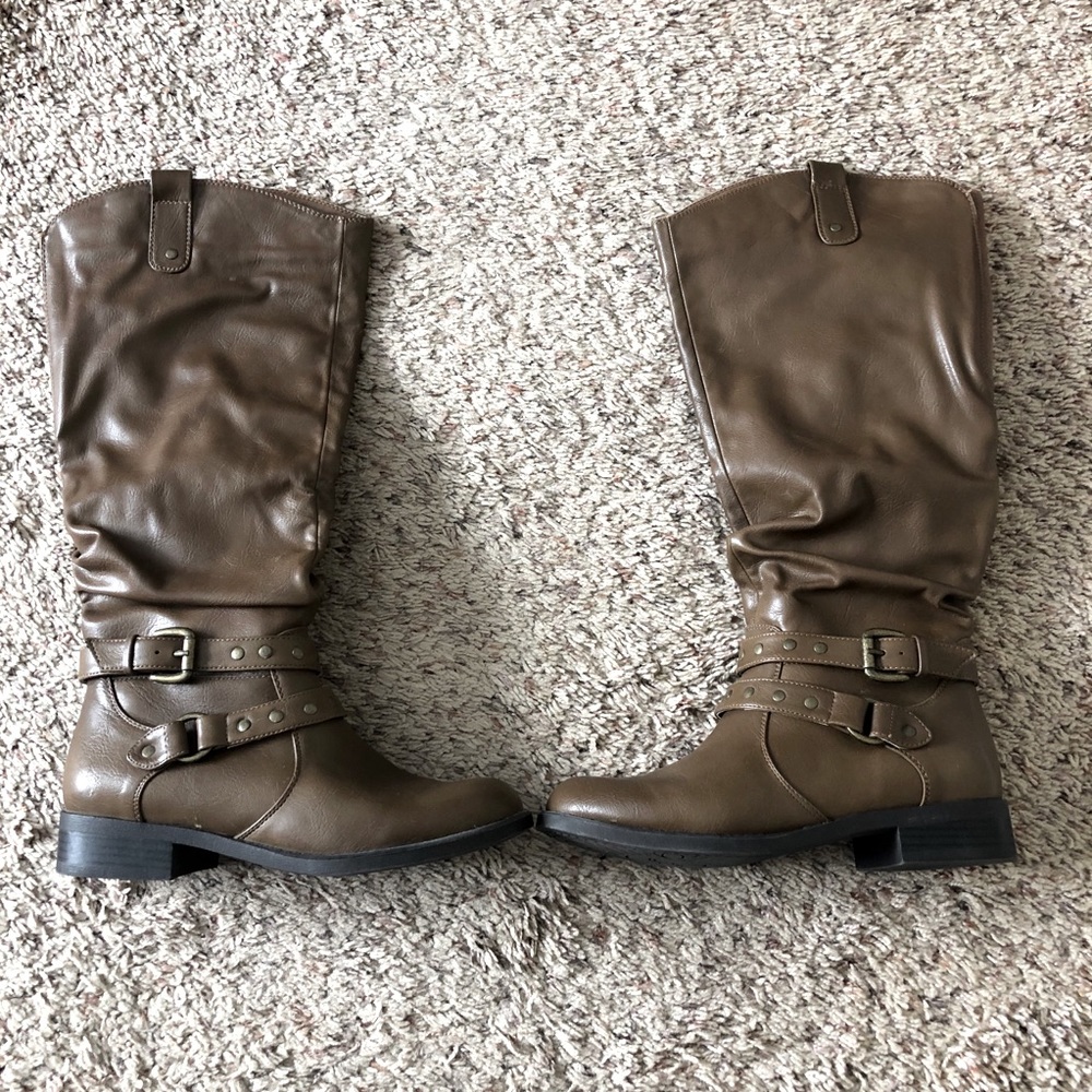 White Mountain Boots